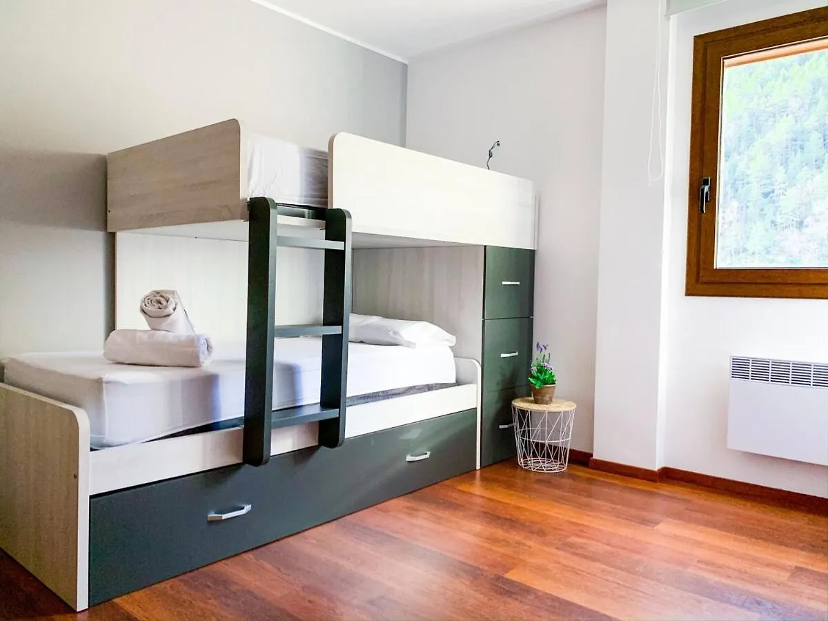 Apartamento moderno Estanyó con vistas en Arinsal Mas de Ribafeta Andorra